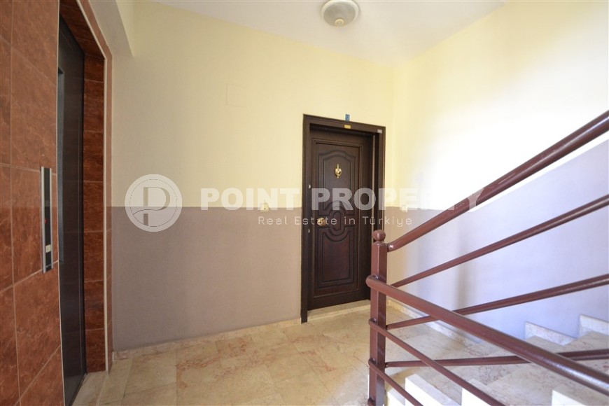 Spacious apartment with fine finishing, on the 4th floor in a building built in 2008-id-5745-photo-14