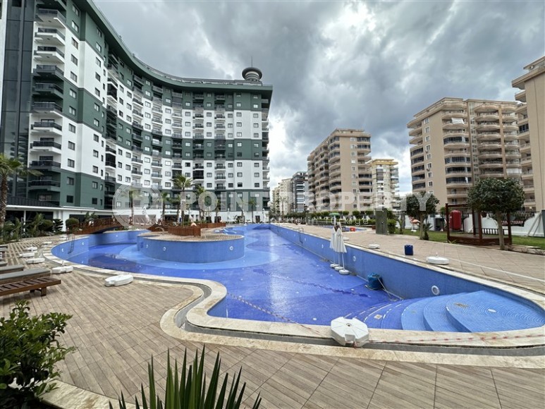 Stylish apartment with modern design 550 meters from the sea, in the center of Mahmutlar-id-7864-photo-16