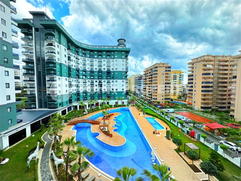 Stylish apartment with modern design 550 meters from the sea, in the center of Mahmutlar-id-7864-photo-18