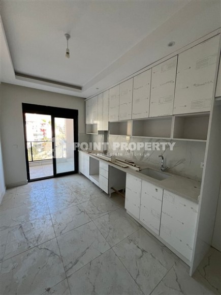 Просторная линейная квартира 3+1, общей площадью 140 м2, в перспективном районе Аланьи - Чиплаклы-id-7865-фото-4