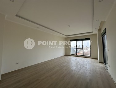 Новая квартира с чистовой отделкой на 2-м этаже в резиденции 2022 года постройки, в 1200 метрах от моря-id-7867-фото-3