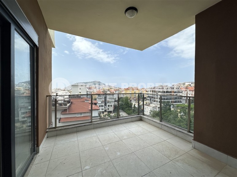 Новая квартира с чистовой отделкой на 2-м этаже в резиденции 2022 года постройки, в 1200 метрах от моря-id-7867-фото-10