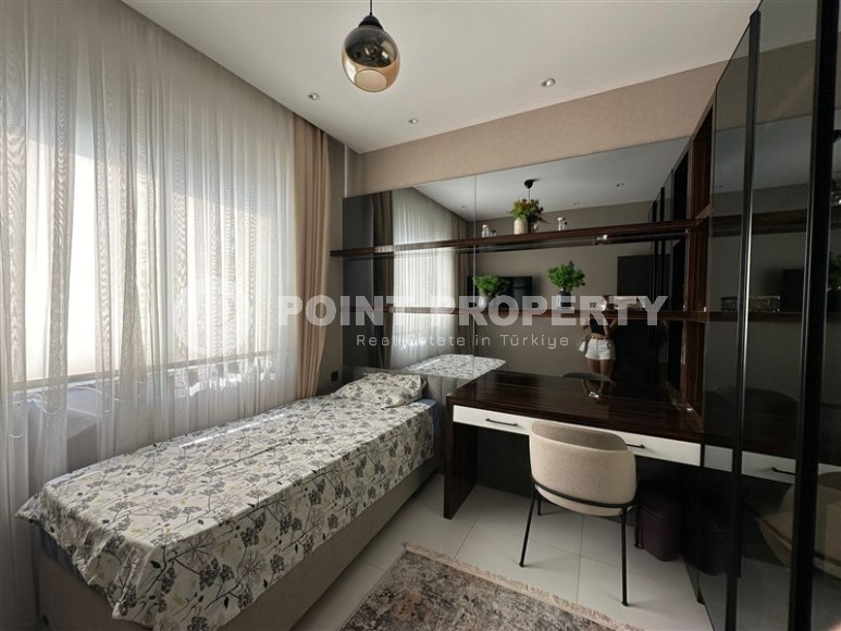 Стильная квартира с дизайнерским ремонтом в 550 метрах от моря, в центре современного района Аланьи - Махмутлар-id-7872-фото-8