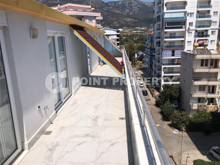 Просторная двухуровневая квартира с четырьмя спальными комнатами в 250 метрах от моря-id-7876-фото-13