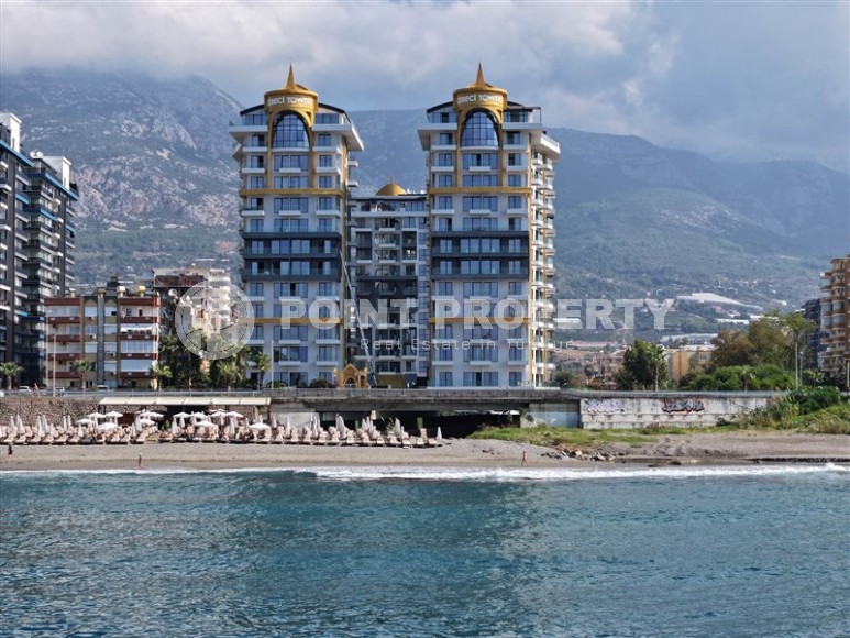Apartment with high-quality finishing and the latest appliances on the first line from the sea-id-7877-photo-2