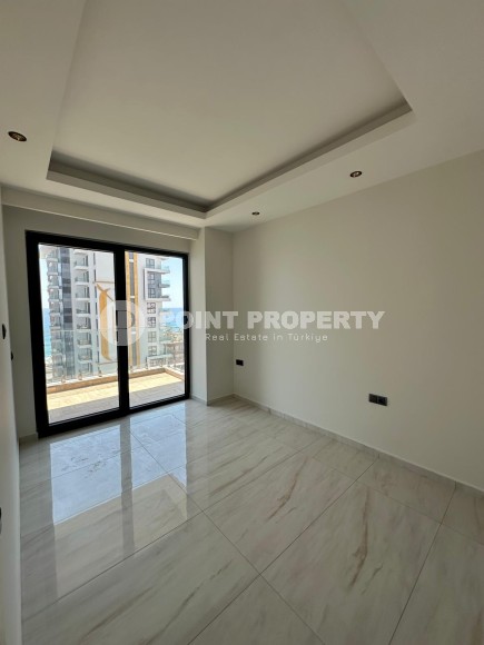 Apartment with high-quality finishing and the latest appliances on the first line from the sea-id-7877-photo-5