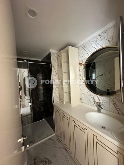 Apartment with high-quality finishing and the latest appliances on the first line from the sea-id-7877-photo-6