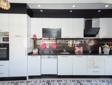 Светлая, уютная квартира 2+1 в 600 метрах от моря, в трех минутах ходьбы от центра Аланьи-id-7880-фото-5