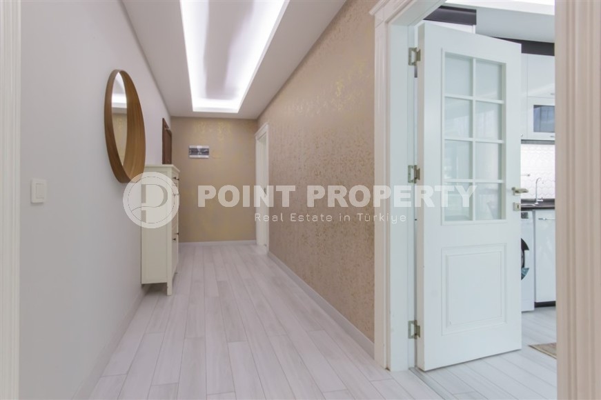 Comfortable 2+1 apartment with spacious glazed balconies in the center of Mahmutlar-id-7882-photo-8