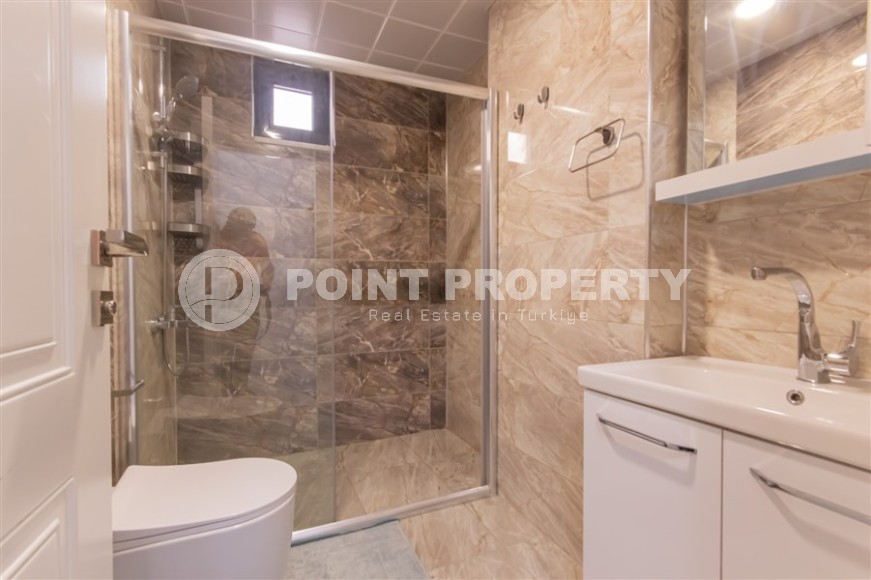 Comfortable 2+1 apartment with spacious glazed balconies in the center of Mahmutlar-id-7882-photo-10