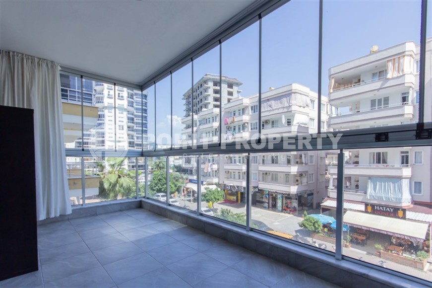 Comfortable 2+1 apartment with spacious glazed balconies in the center of Mahmutlar-id-7882-photo-11