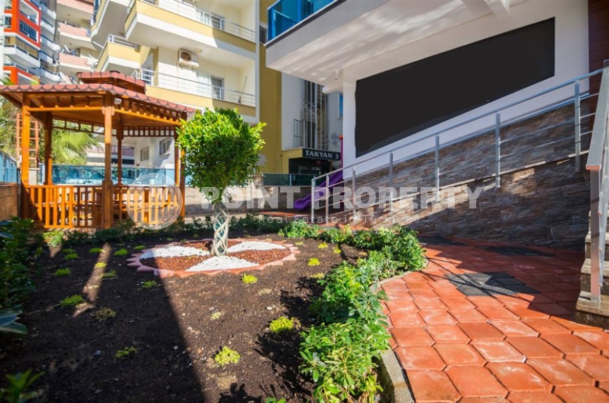 Comfortable 2+1 apartment with spacious glazed balconies in the center of Mahmutlar-id-7882-photo-24