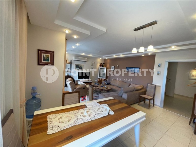 Просторная двухуровневая квартира на 4-м этаже с мансардой, в 1200 метрах от пляжа и набережной-id-7883-фото-3