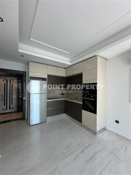 Panoramic apartment with sea views on the 9th floor in an ultra-modern residential complex, in the center of Mahmutlar-id-7885-photo-3