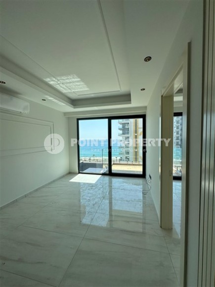 Panoramic apartment with sea views on the 9th floor in an ultra-modern residential complex, in the center of Mahmutlar-id-7885-photo-4