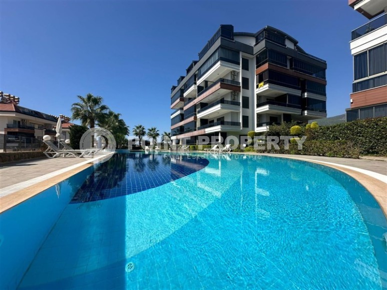 Panoramic two-level apartment on the 4th floor with an attic in the center of Oba district-id-7889-photo-23