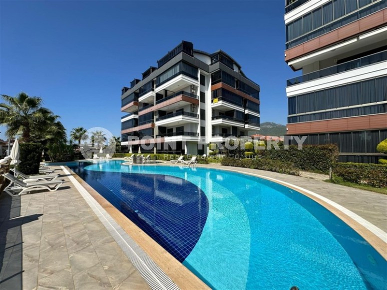 Panoramic two-level apartment on the 4th floor with an attic in the center of Oba district-id-7889-photo-24