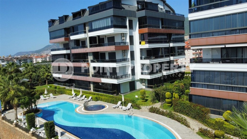 Panoramic two-level apartment on the 4th floor with an attic in the center of Oba district-id-7889-photo-25