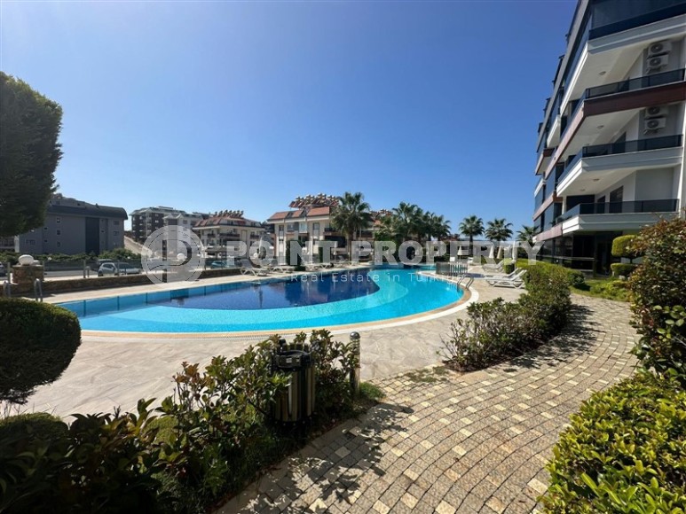 Panoramic two-level apartment on the 4th floor with an attic in the center of Oba district-id-7889-photo-26