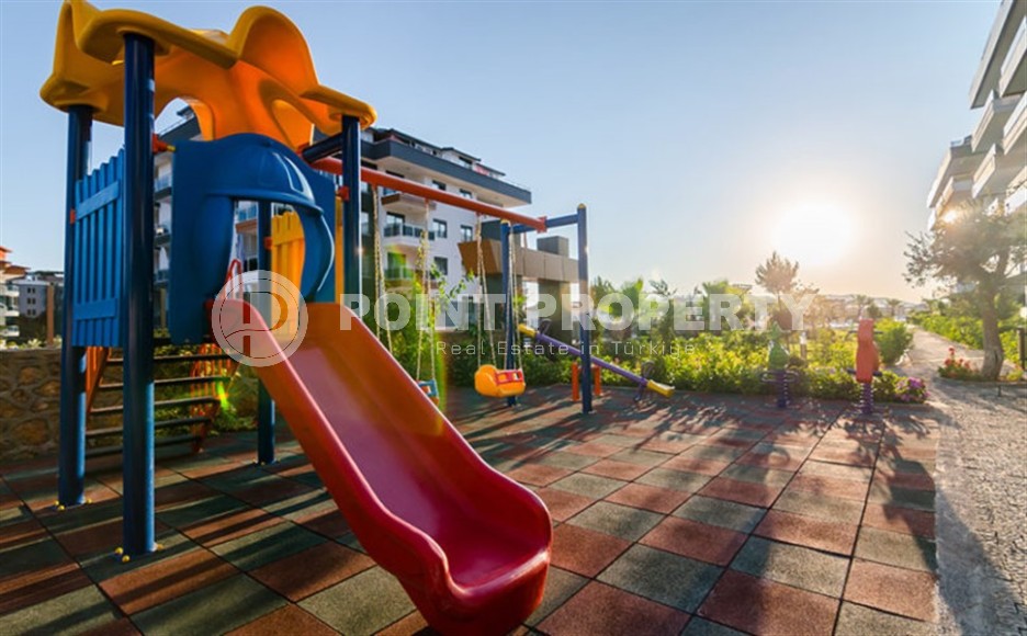 Panoramic two-level apartment on the 4th floor with an attic in the center of Oba district-id-7889-photo-27