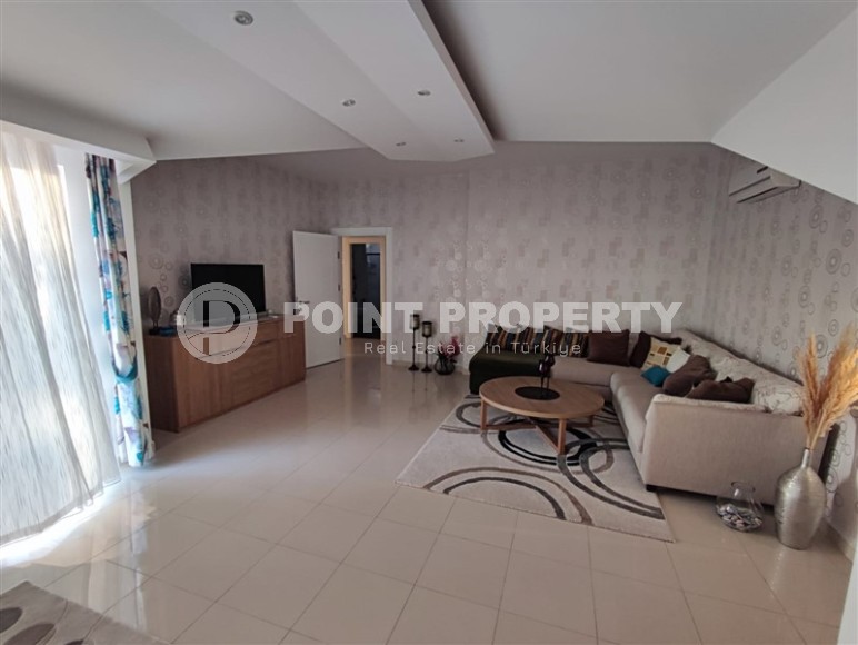 Большая двухуровневая квартира 5+1 на 4-м этаже с мансардой в 600 метрах от моря-id-7895-фото-12