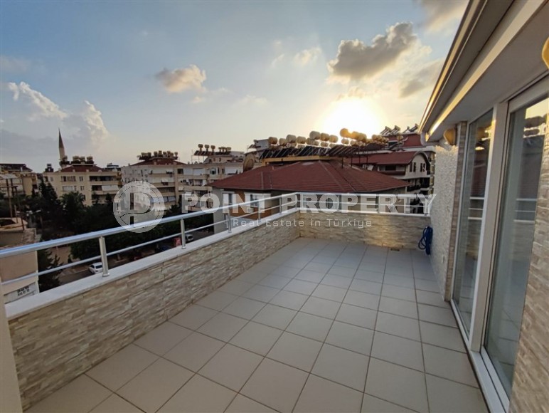 Большая двухуровневая квартира 5+1 на 4-м этаже с мансардой в 600 метрах от моря-id-7895-фото-21