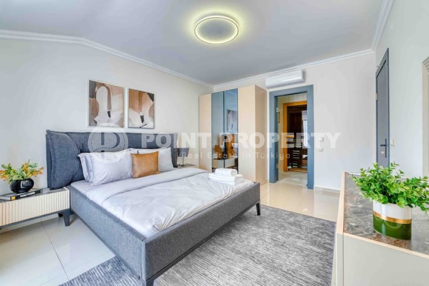 Atmospheric two-level apartment on the first line from the sea, near the famous Cleopatra Beach-id-7896-photo-6