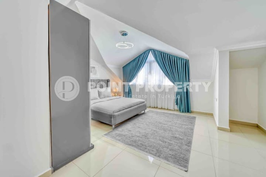 Atmospheric two-level apartment on the first line from the sea, near the famous Cleopatra Beach-id-7896-photo-10