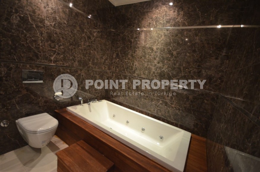 Просторная квартира с чистовой отделкой в 100 метрах от моря, в центре престижного района Аланьи - Кестель-id-7897-фото-8