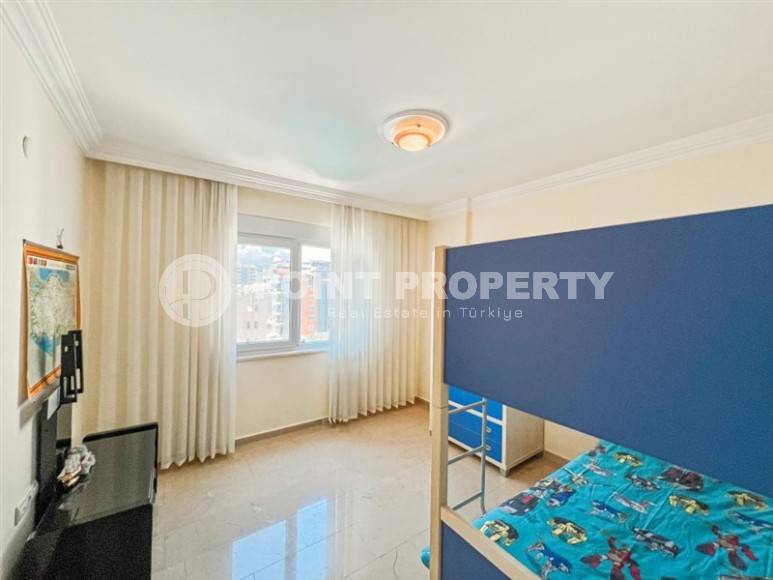 A ready-to-move-in apartment with furniture and household appliances in a comfortable residential complex with hotel infrastructure.-id-7898-photo-6