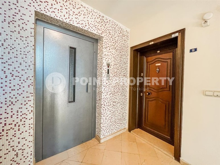 A ready-to-move-in apartment with furniture and household appliances in a comfortable residential complex with hotel infrastructure.-id-7898-photo-15