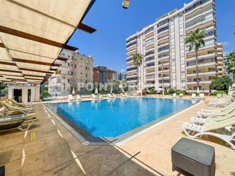 A ready-to-move-in apartment with furniture and household appliances in a comfortable residential complex with hotel infrastructure.-id-7898-photo-17