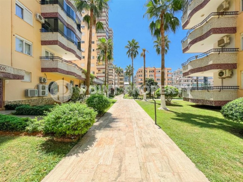 A ready-to-move-in apartment with furniture and household appliances in a comfortable residential complex with hotel infrastructure.-id-7898-photo-22