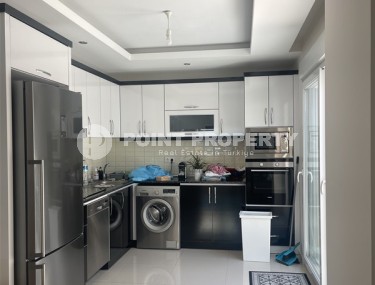 Modern two-level apartment with a large outdoor terrace in a picturesque area of Alanya - Kestel-id-7899-photo-4