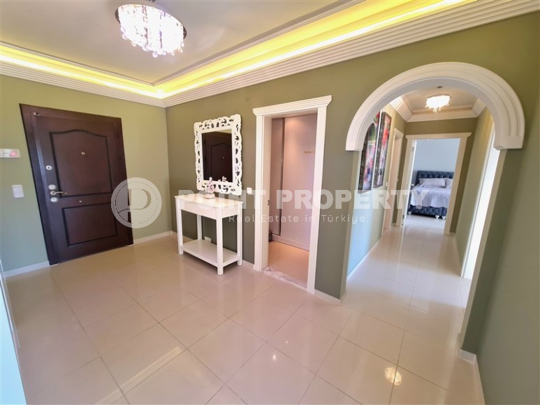 Просторная линейная квартира 3+1, общей площадью 168 м2, в нескольких минутах ходьбы от центра европейского района Аланьи - Оба-id-7905-фото-10