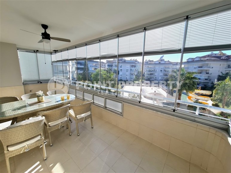 Просторная линейная квартира 3+1, общей площадью 168 м2, в нескольких минутах ходьбы от центра европейского района Аланьи - Оба-id-7905-фото-15