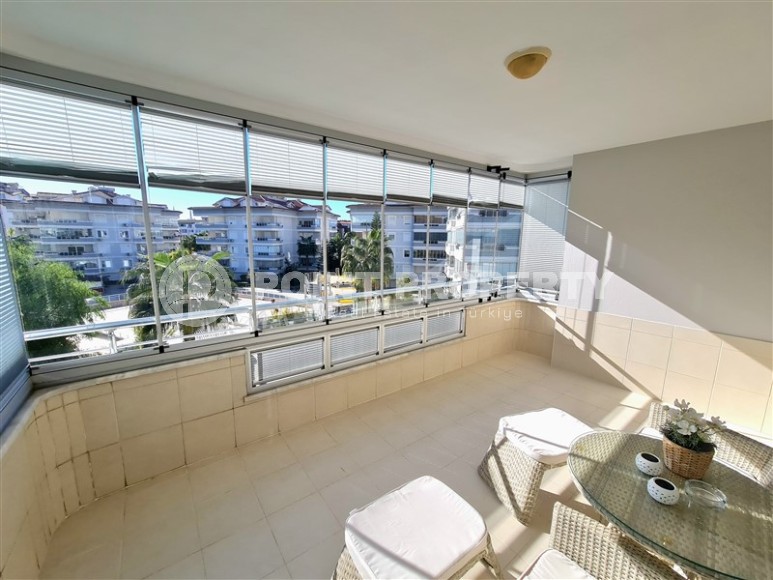 Просторная линейная квартира 3+1, общей площадью 168 м2, в нескольких минутах ходьбы от центра европейского района Аланьи - Оба-id-7905-фото-17