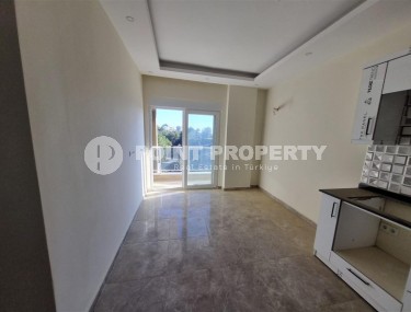 New two-level apartment 2+1 overlooking a pine grove, one and a half kilometers from the sea-id-7906-photo-2