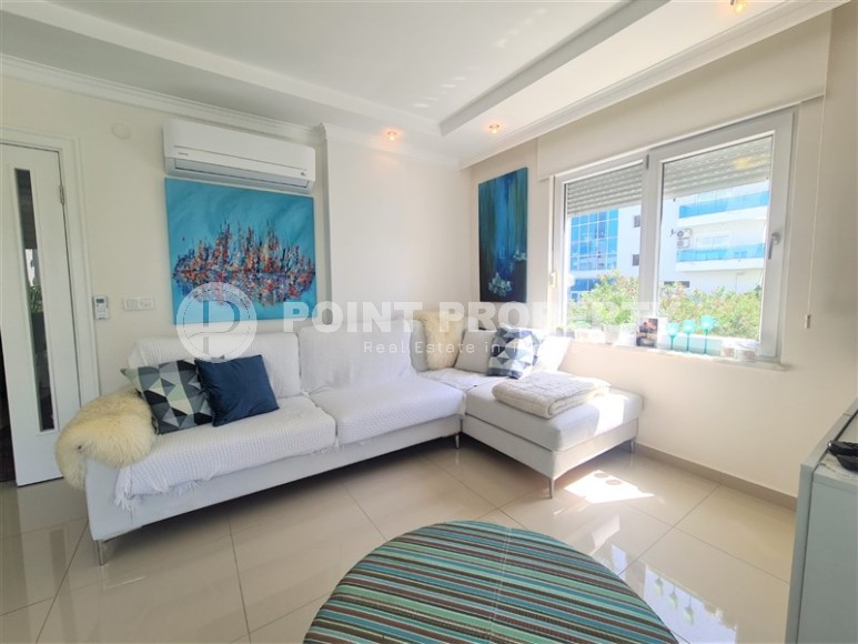 Атмосферная квартира 2+1 в 50 метрах от моря, в центре спокойного района Аланьи - Кестель-id-7909-фото-3