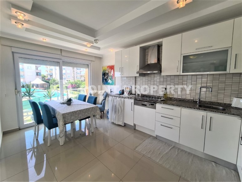 Атмосферная квартира 2+1 в 50 метрах от моря, в центре спокойного района Аланьи - Кестель-id-7909-фото-5