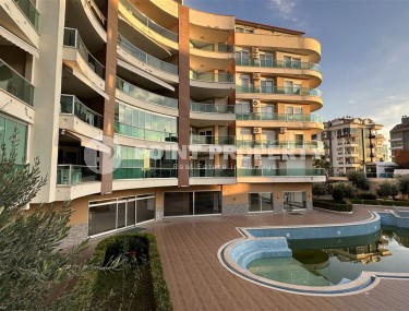 Linear apartment 2+1 100 meters from the sea, in the center of a quiet area of Alanya - Kestel-id-7910-photo-1