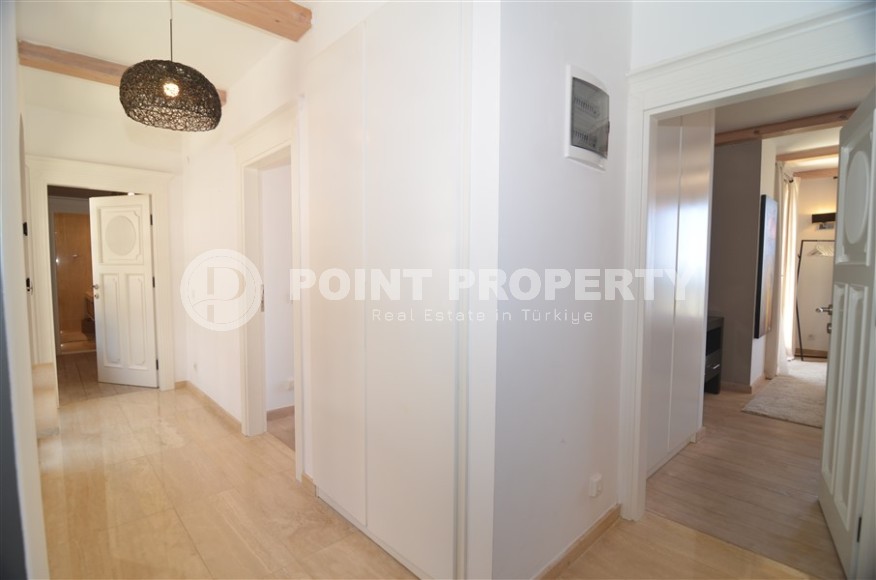 Atmospheric three-storey villa three and a half kilometers from the sea in the prestigious area of Alanya - Bektash-id-7916-photo-19