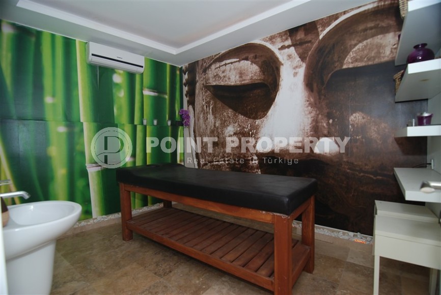 Atmospheric three-storey villa three and a half kilometers from the sea in the prestigious area of Alanya - Bektash-id-7916-photo-38