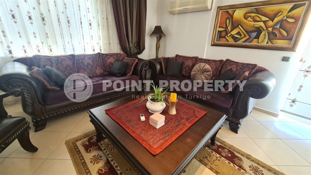 Большая двухуровневая квартира на 4-м этаже с мансардой в резиденции 2008 года постройки-id-7917-фото-2