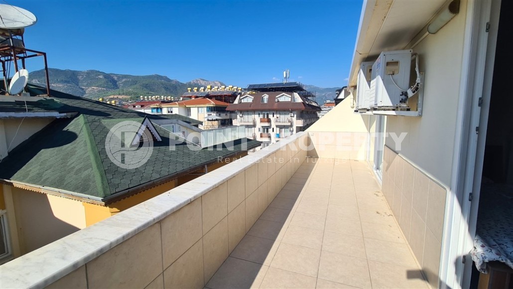 Большая двухуровневая квартира на 4-м этаже с мансардой в резиденции 2008 года постройки-id-7917-фото-22