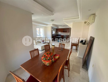View four-room penthouse, 177m² in the heart of Alanya in a cozy residence with infrastructure-id-1617-photo-2