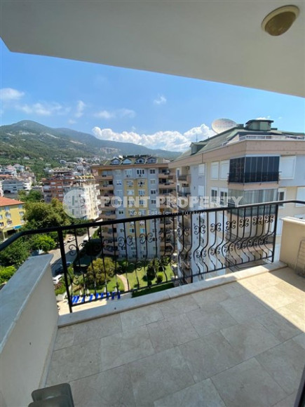 View four-room penthouse, 177m² in the heart of Alanya in a cozy residence with infrastructure-id-1617-photo-8