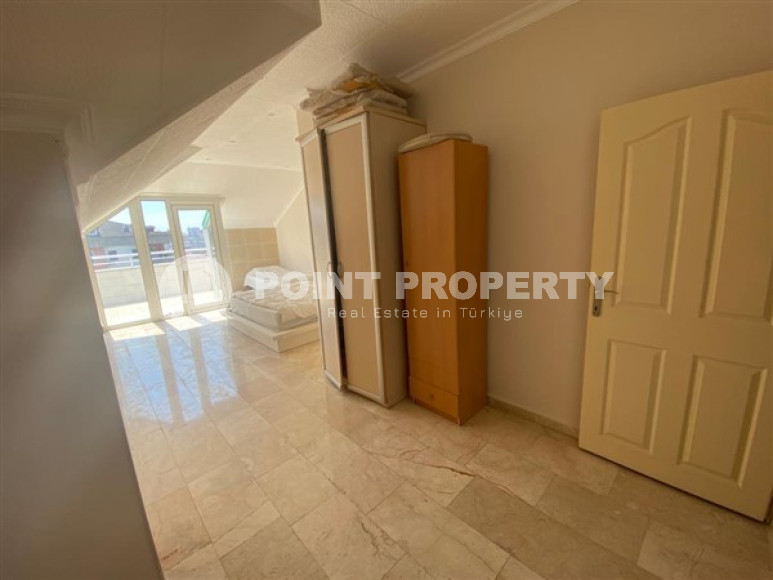 View four-room penthouse, 177m² in the heart of Alanya in a cozy residence with infrastructure-id-1617-photo-19