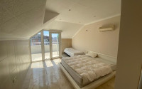 View four-room penthouse, 177m² in the heart of Alanya in a cozy residence with infrastructure-id-1617-photo-20