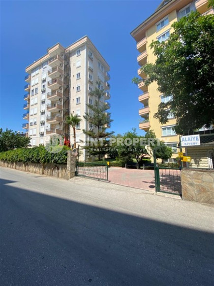 View four-room penthouse, 177m² in the heart of Alanya in a cozy residence with infrastructure-id-1617-photo-26